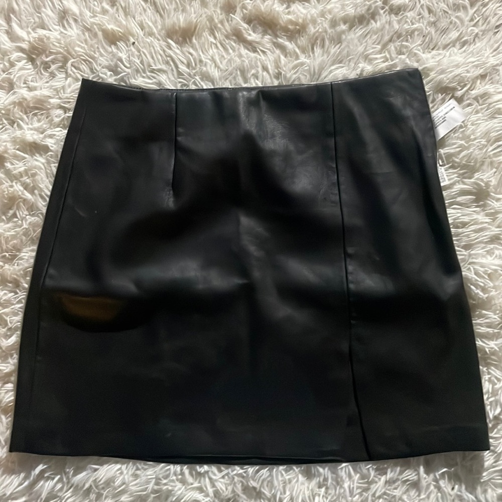 Leather skirt